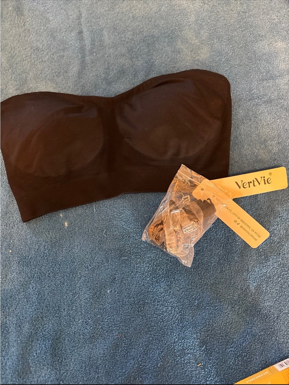 VertVie Strapless Black Bandeau with Removable Straps